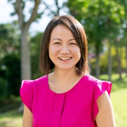 Professor Xing Yi Ling
